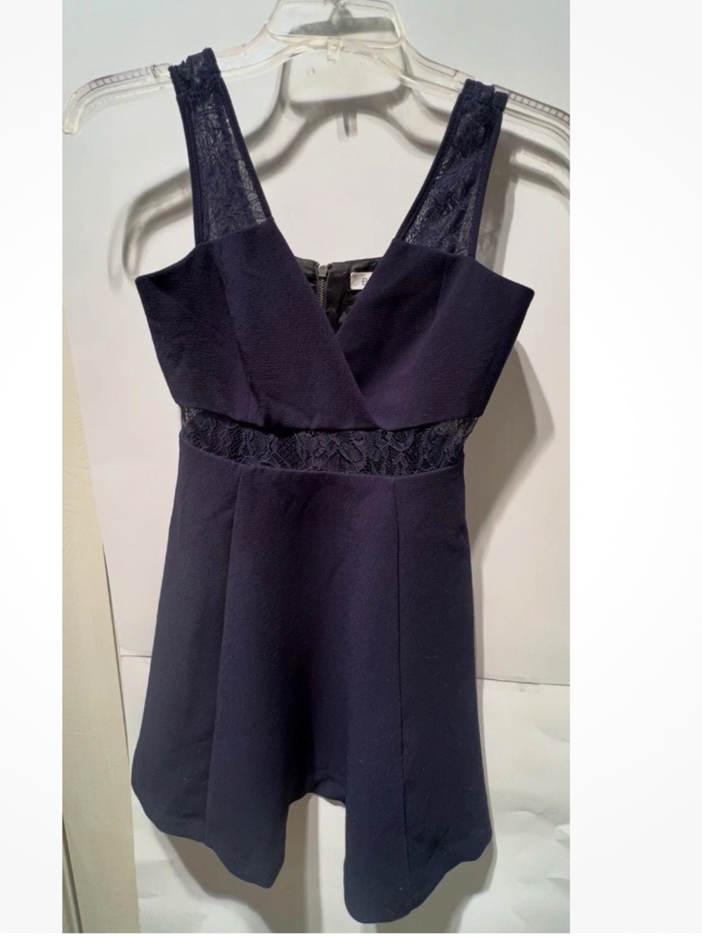 BGBGeneration Navy Lace-Panel V-Neck Dress